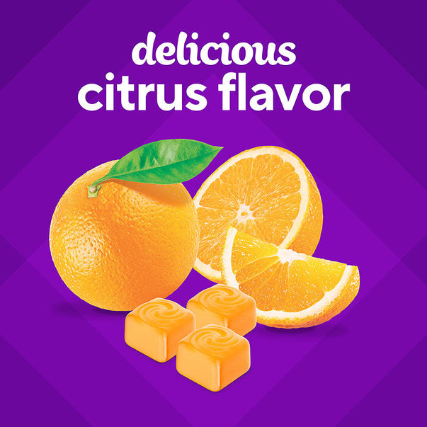 Graphic of whole oranges, orange slices, and three orange gummies with text stating 'delicious citrus flavor'.